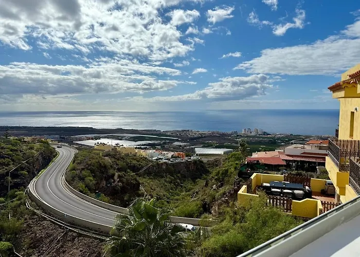 Countryside Elegant 4-bedroom Suite, Pool&garden Vakantiehuis *