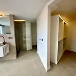 Countryside Elegant 4-bedroom Suite, Pool&garden Vakantiehuis *