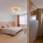 Countryside Elegant 4-bedroom Suite, Pool&garden Vakantiehuis Los Menores