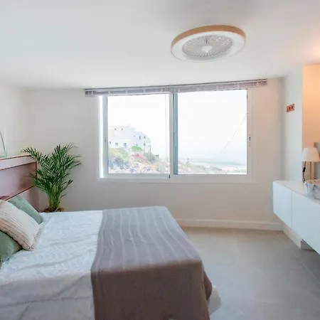 Countryside Elegant 4-bedroom Suite, Pool & Garden Ferienhaus